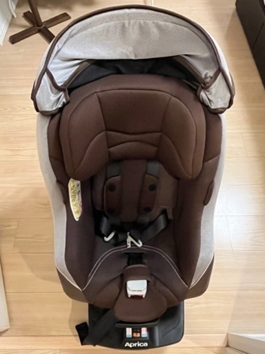 【取引中】アップリカ　チャイルドシート