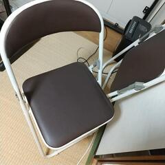 パイプ椅子の画像