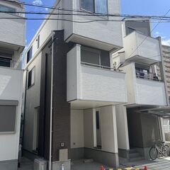 🏡築浅3階建て中古住宅　中央区福浜🏡