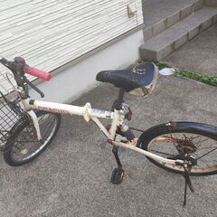  折りたたみ自転車 シマノ製6段ギア 15色 折畳自転車 カゴ付...