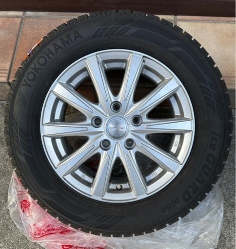 【予定者決定】スタッドレスタイヤ四本（ホイール、専用ナット付き）