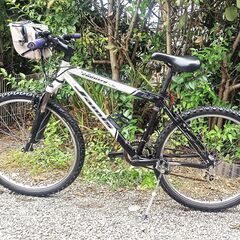 ★お届け可！★26インチ 自転車 Jamis cross country  3✖7 21段変速の画像
