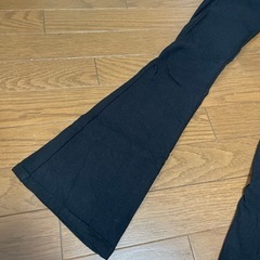 ハイウエストフレアパンツ　Sの画像