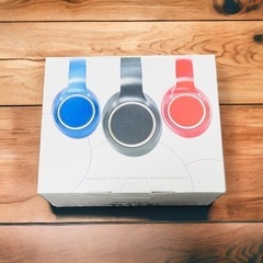 【新品未使用】ワイヤレスヘッドホン Bluetooth 折りたたみ式 ノイズキャンセリングの画像