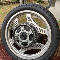 VF400 CBX400F用リアホイール‼️の画像