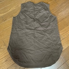 ユニクロ　袖なしトップス　Sの画像
