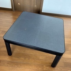 コタツテーブルの画像