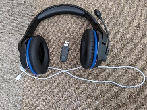 Cloud Stinger Wireless ゲーミングヘッドセット HX-HSCSW-BK