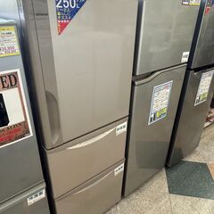 【最終価格】HITACHI　256リッター　2016年製　R-27GV 日立 R-27GV 価格比較 - 価格.com