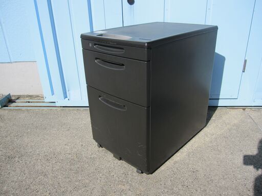 3段ワゴン　オカムラ製SD　ブラック　鍵無し・作成可能880円/本