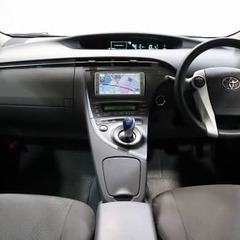 【📱家でスマホから買える🏠】トヨタ　プリウス【🚙完全自社ローン🚙】の画像