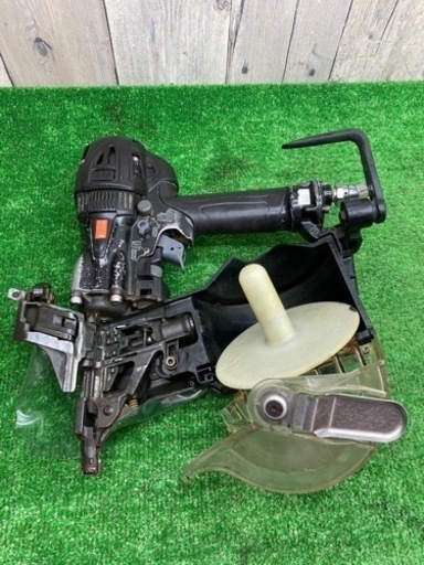 中古品 □ MAX 高圧エア釘打ち機 HN-65N3（D）-BK □ C □ IT5L6ZVTYMRS