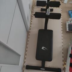 ボディメーカー　腹筋器具