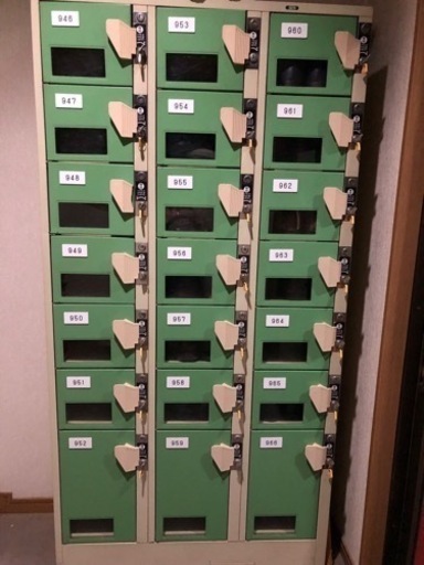 【お渡し完了致しました】鍵付きのシューズロッカー