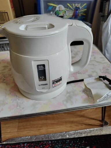 購入者様決まりました　タイガー　電気ケトルわく子　0.6L　PCF-A060　2014年製【2】