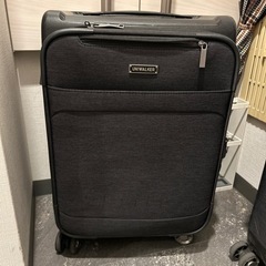 お譲り者様決定いたしました。キャリーケース　差し上げます。　ちょ...