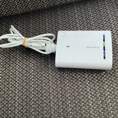 携帯充電器［乾電池タイプ]