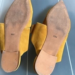 ジェフリーキャンベルのミュールの画像