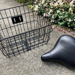 自転車用カゴとサドル中古