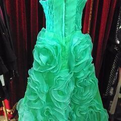 ★SALE★☆USED☆　エメラルドグリーン・パーティードレスの画像