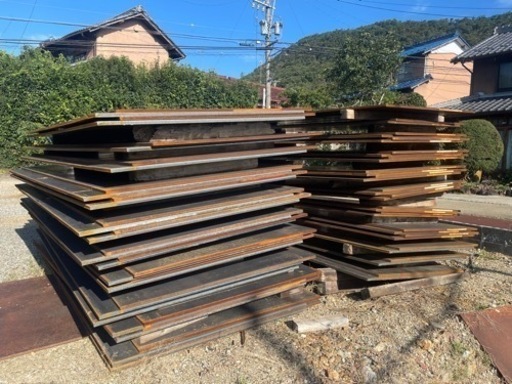 日本製　未使用　敷鉄板5*10*22積み込み可能