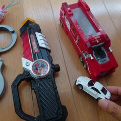 おもちゃ色々 百均、ハッピーセットの画像