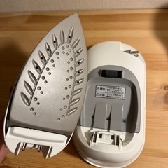 Panasonic コードレススチームアイロンの画像
