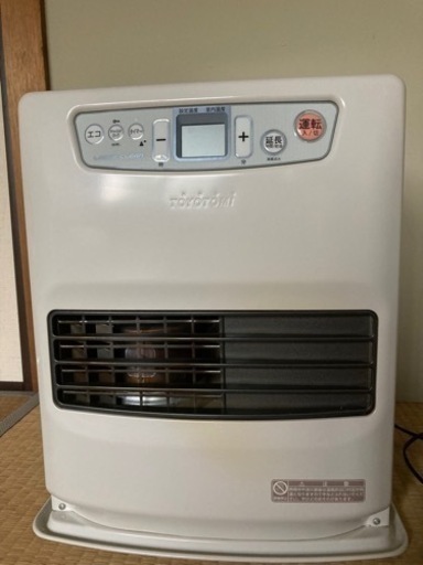 商談中です。トヨトミ　2017年　石油ファンヒーター