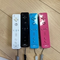 WiiU本体、Wii本体、Wiiリモコン、ソフト12本セット【決まりました！】の画像