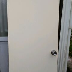  #903　トイレドア　枠無し　中古品　使用中のトイレから外した...