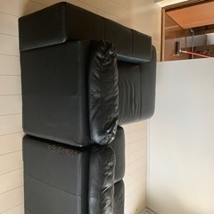 大きめのソファーの画像