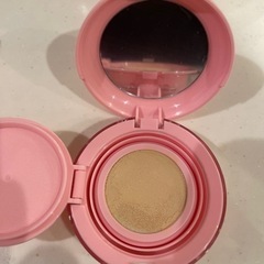 韓国コスメ　AMUSE クッションファンデの画像