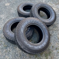 BRIDGESTONE DUELER 30x9.50R15 A/...
