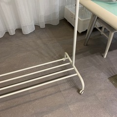 スチール洋服掛けの画像