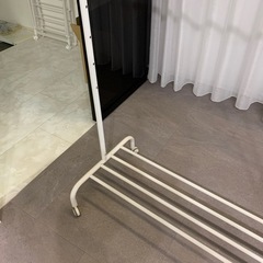 スチール洋服掛けの画像