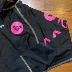 ラッシュガードの画像