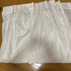ニトリ　レースカーテン明日処分致します