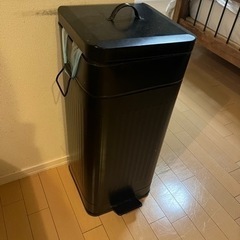 ゴミ箱30L　お譲りします。