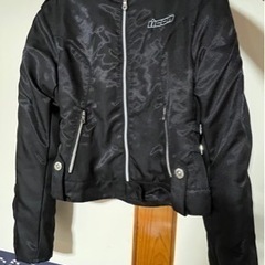 icon バイク用ジャケット女性Sサイズ　美品の画像