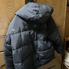 RVCA ジャケットの画像