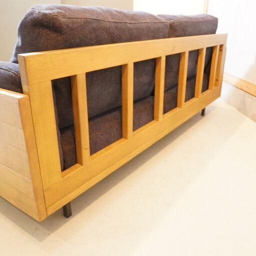 ACME FURNITURE(アクメファニチャー)のCORONADO SOFA(コロナド ソファ) 2.5P 。オーク無垢材やフェザーを使用したリラックスできる2.5人掛けソファ。西海岸スタイルに！DI420
