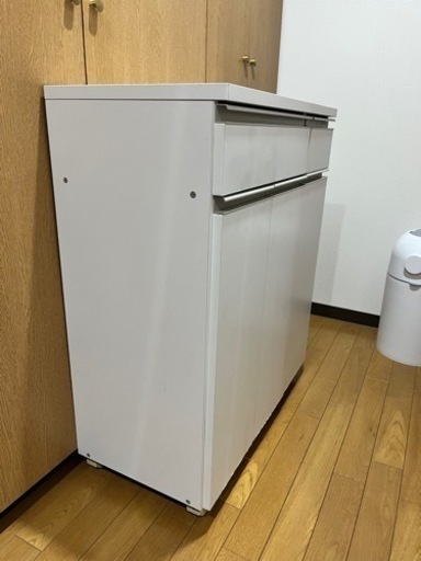 ニトリ 分別ペールカウンター ロモ ホワイト（ゴミ箱3個付き）