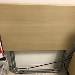 折りたたみ　机＋椅子　セット　500円の画像