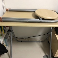 折りたたみ　机＋椅子　セット　500円