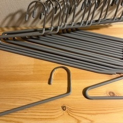ハンガー　ズボンハンガーの画像