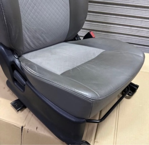 成約済み　ジムニー　JB23 7型　純正　ハーフレザー　シート　運転席側