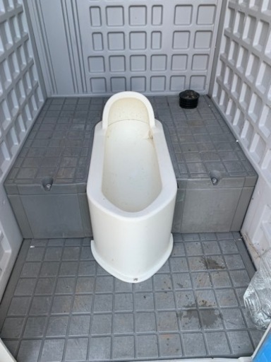 仮設トイレ フットポンプ式 簡易水栓 和式