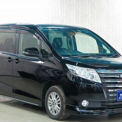 【車内空間が広く乗り降りがしやすい車！！】　ナビやバックカメラが付いてるので便利です。の画像