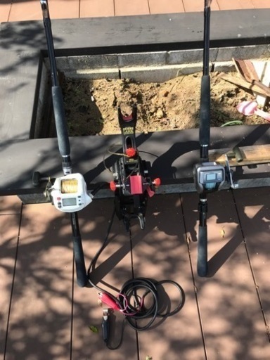 釣り道具　釣り竿、リール、竿受け、バック