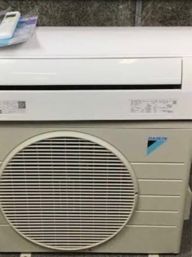 お買い得?人気のダイキン‼️8~10帖クラス,取付工事込み,保証付き　　　　　[商品番号:045]